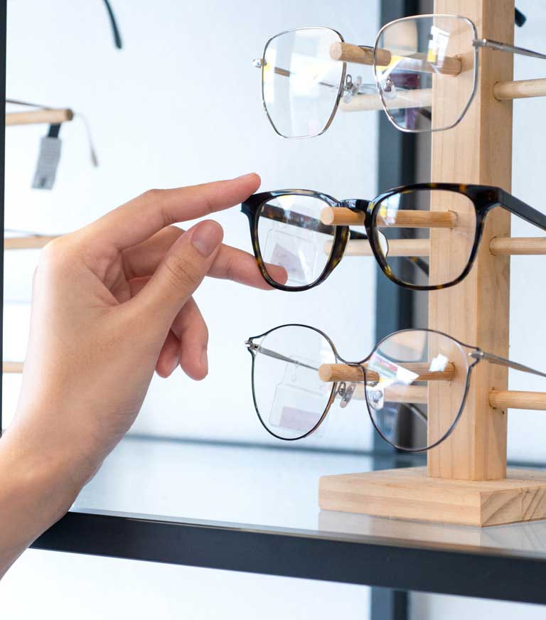 Comprehensive Eye Care & Fashionable Eyewear in Amherstview